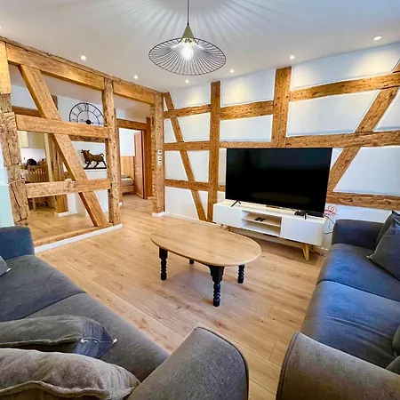 Apartamento Colm Arcades *